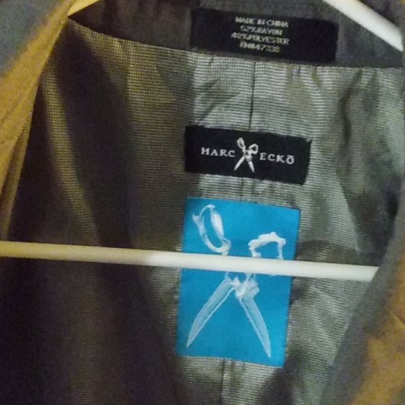 2 Large Dress coats - Picture 7 of 8